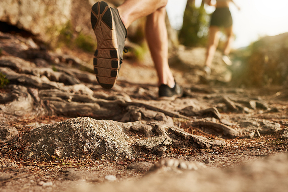 Trail Running, Berlari di Alam yang Indah Penuh Manfaat