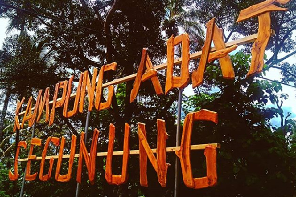 Kehangatan Kampung Adat Segunung yang Bikin Hati Lo Tenang