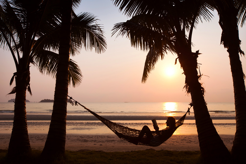 Bisa Ditiru Lho! Begini Cara Foto di Pantai Supaya Instagramable Tanpa Edit