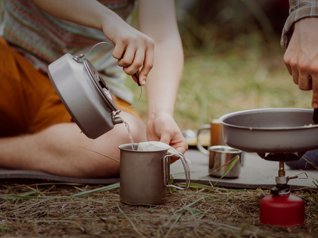 Perbedaan Ilmu Survival dan Bushcraft