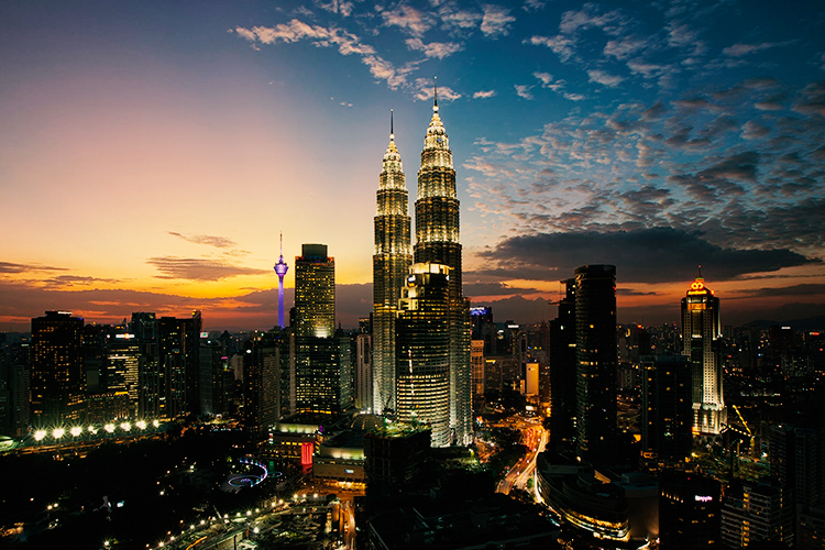 Kosakata Penting yang Lo Wajib Tahu Sebelum Nanti Liburan ke Malaysia