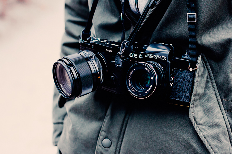 Tips Ini Akan Bikin Kamera Lo Aman Saat Traveling 