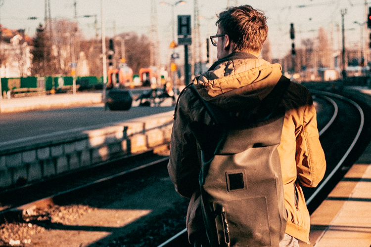 Hal Seru Buat Lo Lakuin Saat Nanti Traveling ke Tempat Baru. Kira-kira Berani, Bro? 