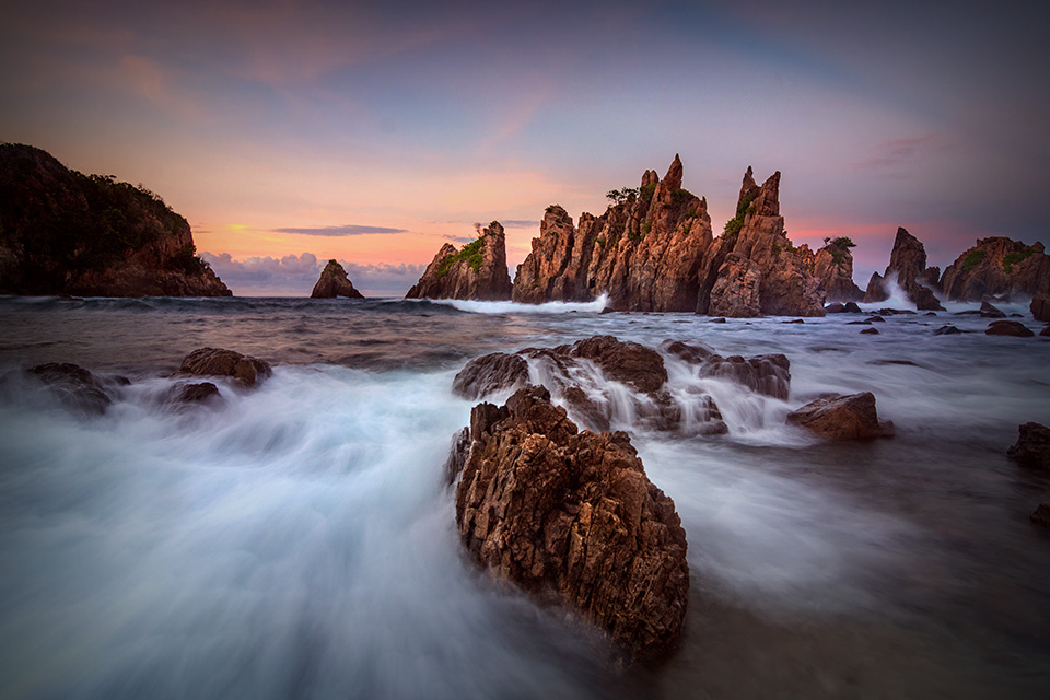 Pantai Gigi Hiu, Pesona Alam Lampung yang Tersembunyi