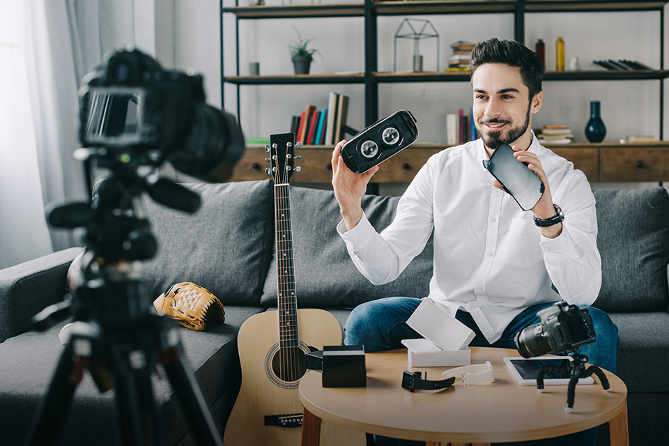 Merintis Bisnis Traveling ala Millennial, Mau Cobain Nggak Bro?