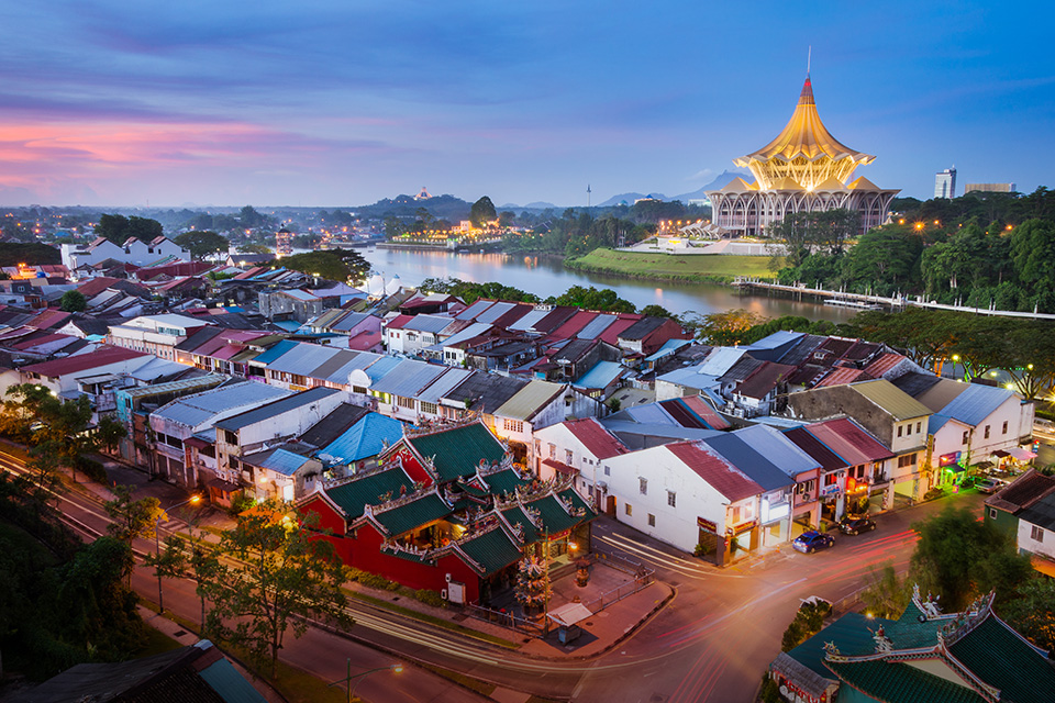 Namanya Unik, Kenalan Yuk Sama Kota Kuching, Bro!