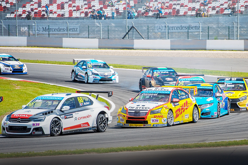 Mengenal Touring Car Racing, Adu Kecepatan Mobil Sedan di Sirkuit Balap