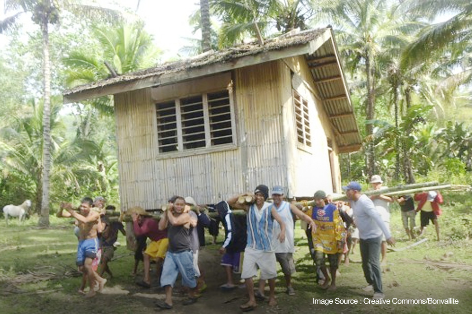 Bayanihan, Tradisi Unik Memindahkan Rumah di Filipina