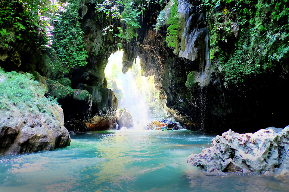 Segarnya Main Air di Curug Putri, Little Grand Canyon dari Banten