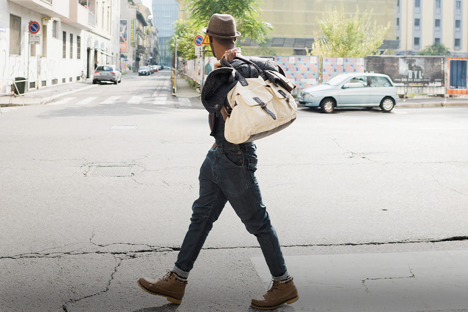 Tips Packing Kalau Mau Traveling Menggunakan Duffle Bag