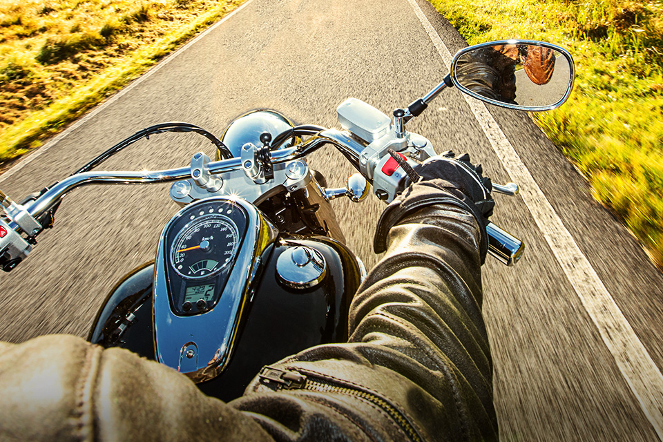 Wajib Punya Gadget Ini Kalau Mau Jadi Motovlogger, Bro!