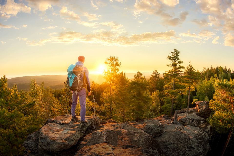 Tips Manajemen Waktu Mendaki Gunung yang Tepat