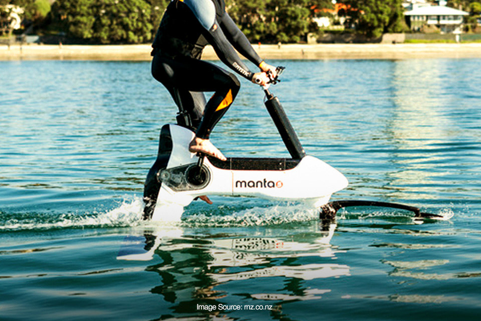 Keren Nih Bro! Ada Sepeda Bisa Digowes di Air