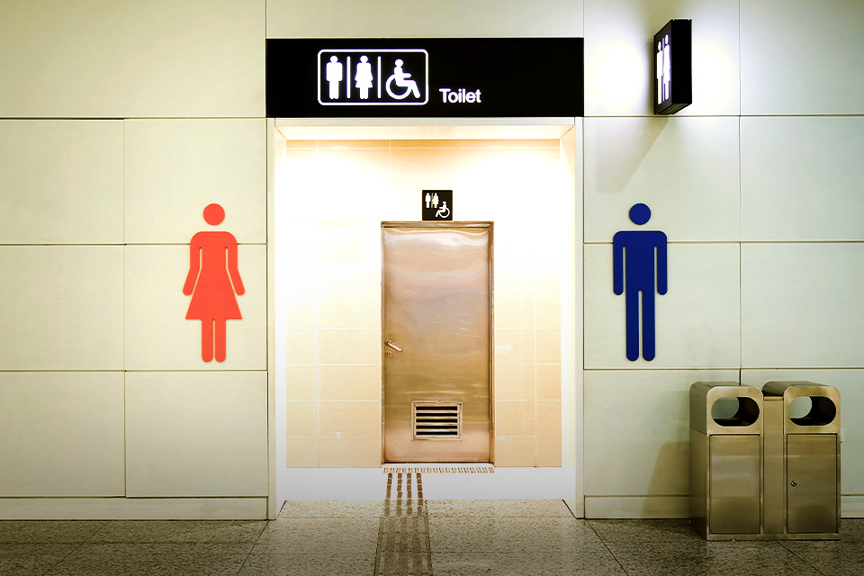 Hal Tentang Toilet yang Wajib Lo Tahu Saat Traveling ke Luar Negeri