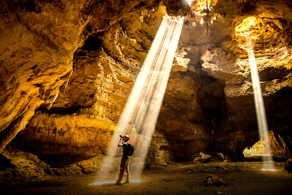 Tips Caving Buat Pemula Biar Lebih Siap Menjelajahi Gua