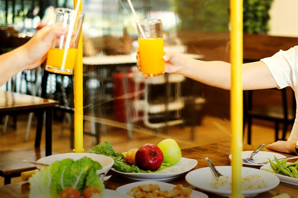 Tips Kulineran Aman di Era Adaptasi Kebiasaan Baru