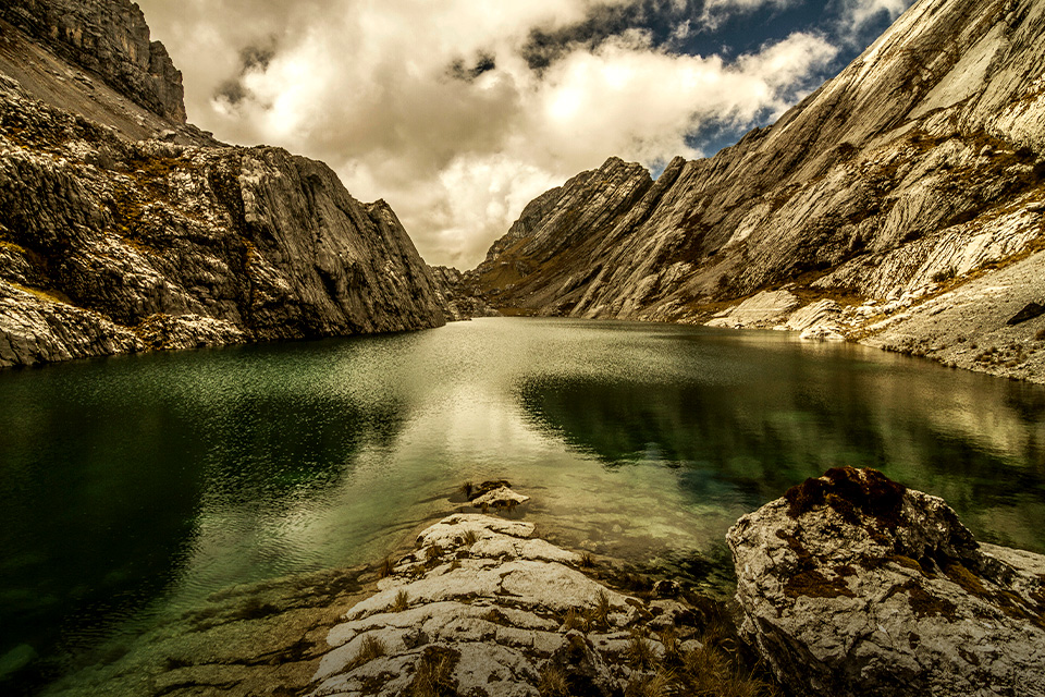 Taman Nasional Terbesar di Asia Tenggara Ada di Papua, Bro