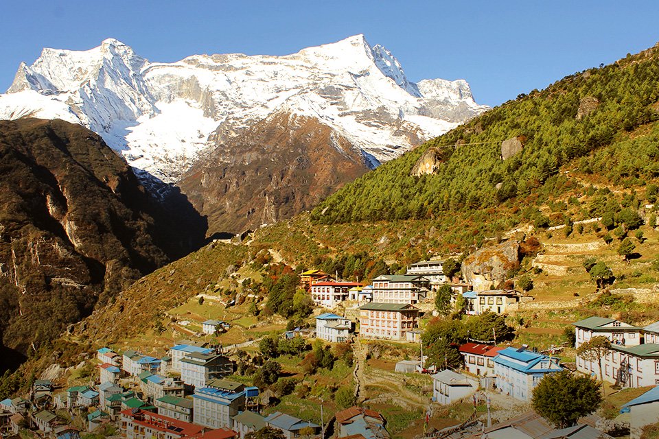 7 Fakta Menarik Suku Sherpa, Para Pemandu dari Gunung Everest