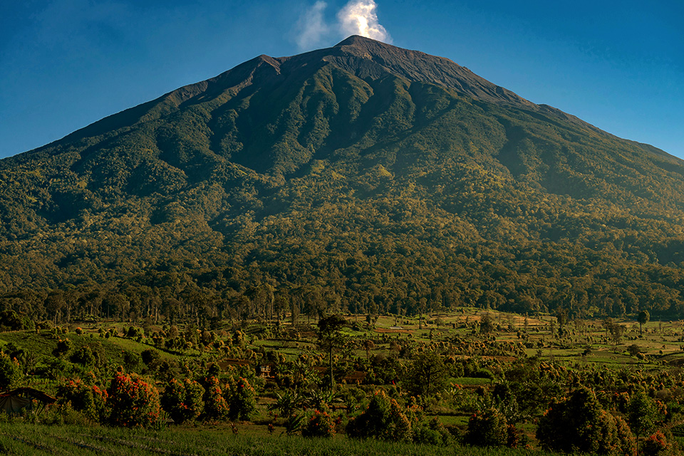 5 Fakta Gunung Kerinci yang Pendaki Harus Tahu!