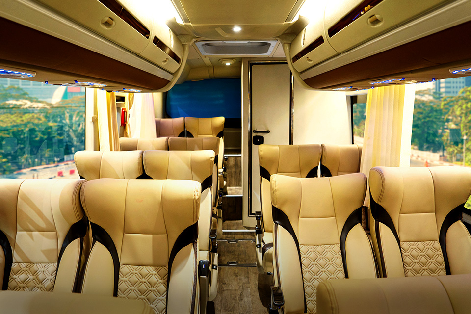 Jenis Bus Mewah yang Terapkan Physical Distancing, Keren Abis Bro!