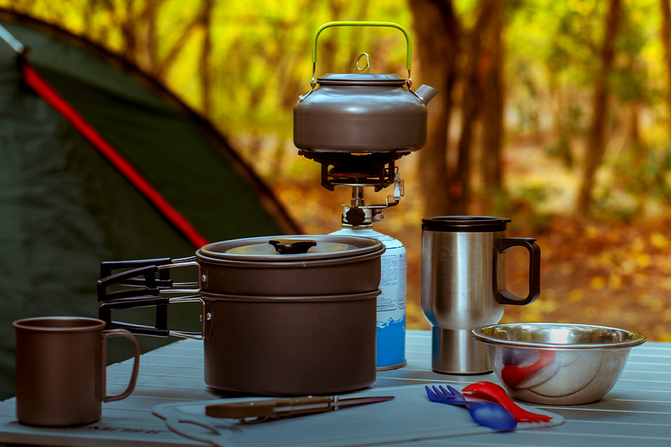 7 Peralatan Masak yang Wajib Dibawa Kalau Mau Camping di Gunung