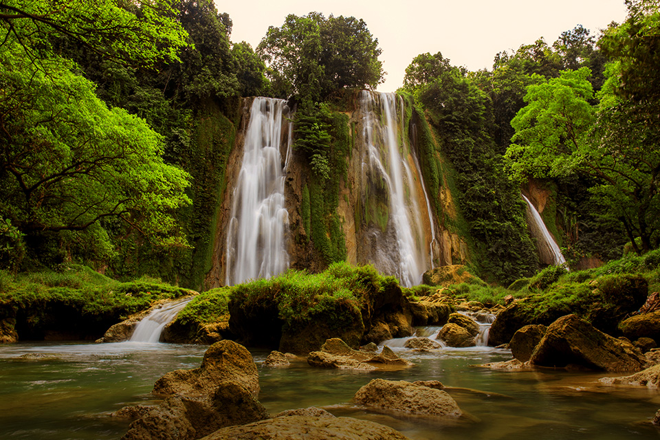 Curug Cikaso, Air Terjun Memesona di Ujung Genteng Sukabumi