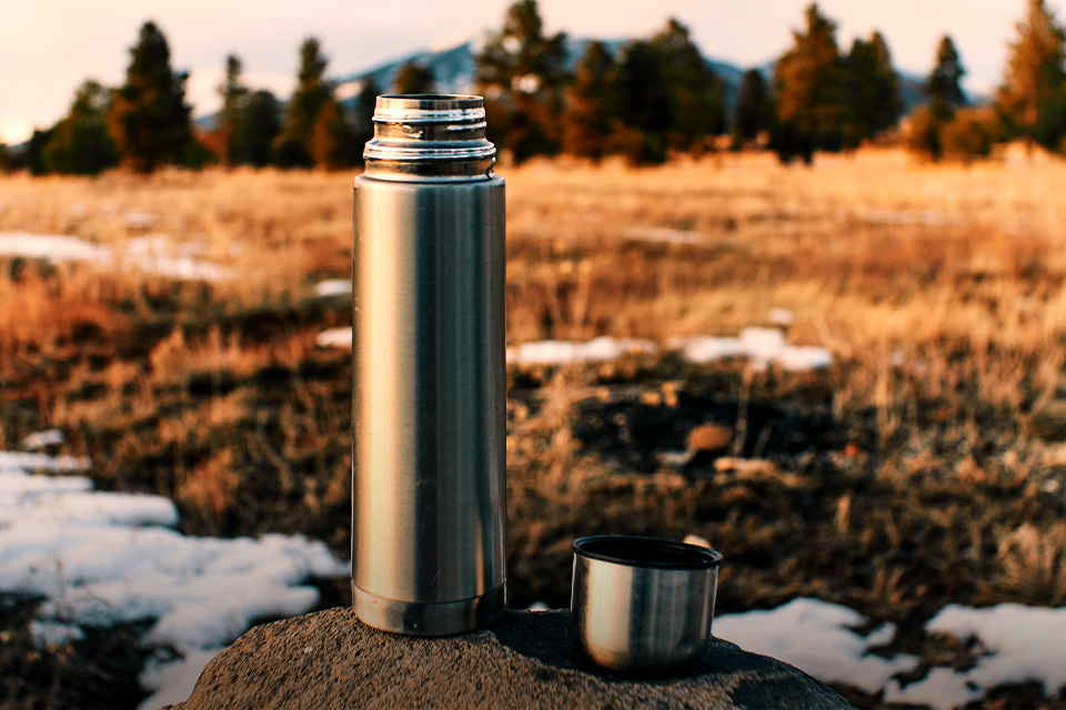 4 Tips Memilih Botol Minum yang Tepat Buat Mendaki Gunung