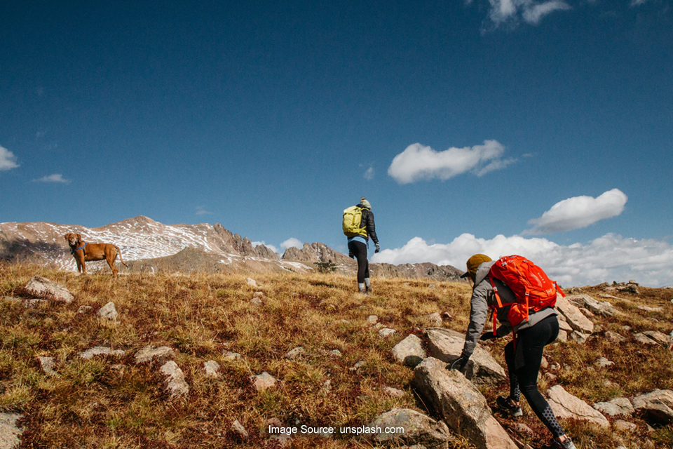 Tips Nyaman Mendaki Gunung Saat Musim Pancaroba