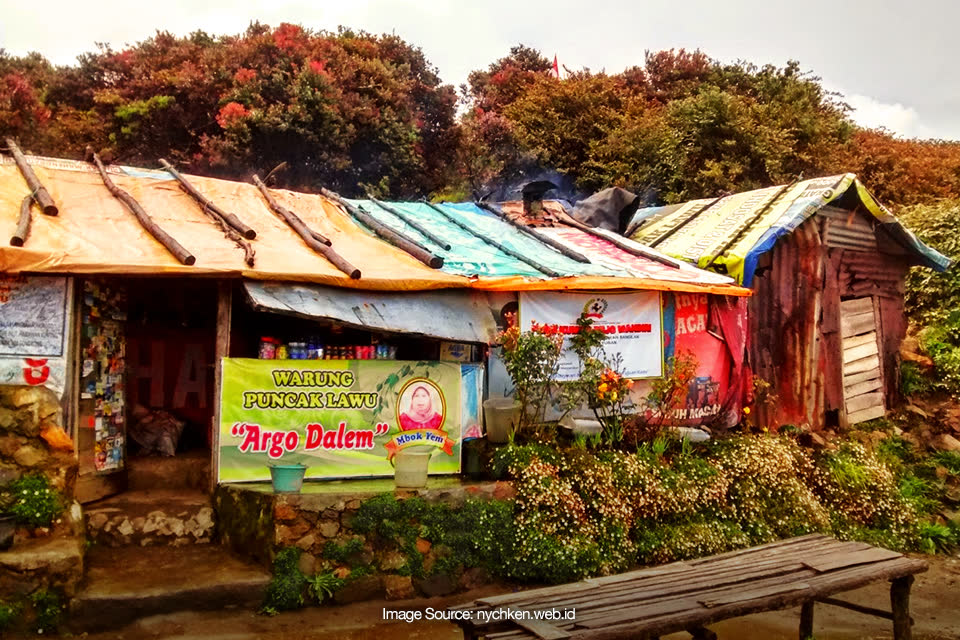 Nyicipin Ragam Kuliner Terkenal di Atas Gunung Indonesia