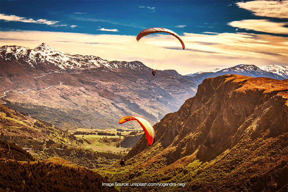 Hang Gliding vs Paragliding, Mana yang Paling Ekstrem?