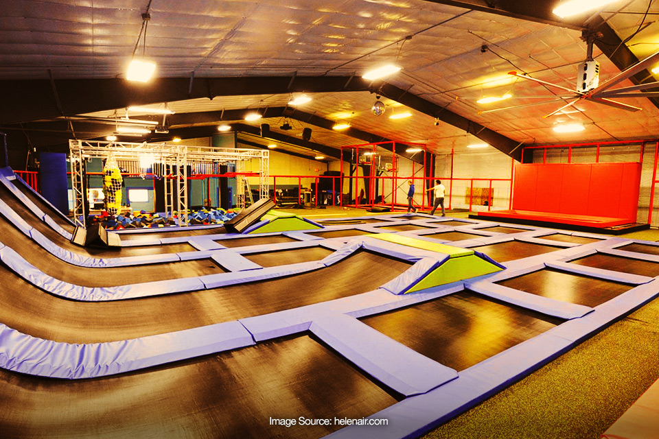 Liburan Sambil Olahraga, Mampir Ke Trampoline Park, Bro!