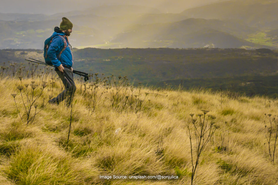 Perbedaan Hiking dan Trekking yang Masih Jarang Diketahui