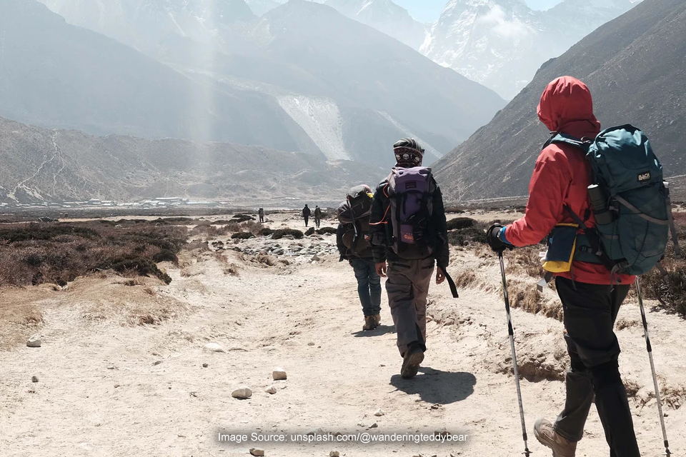 Menengok Pesona Jalur-jalur Pendakian Gunung Impian di Dunia