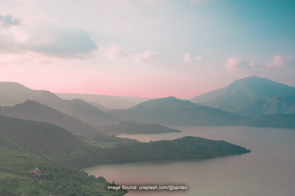 Catat Info Ini Buat yang Mau Hiking ke Bukit Holbung Samosir!