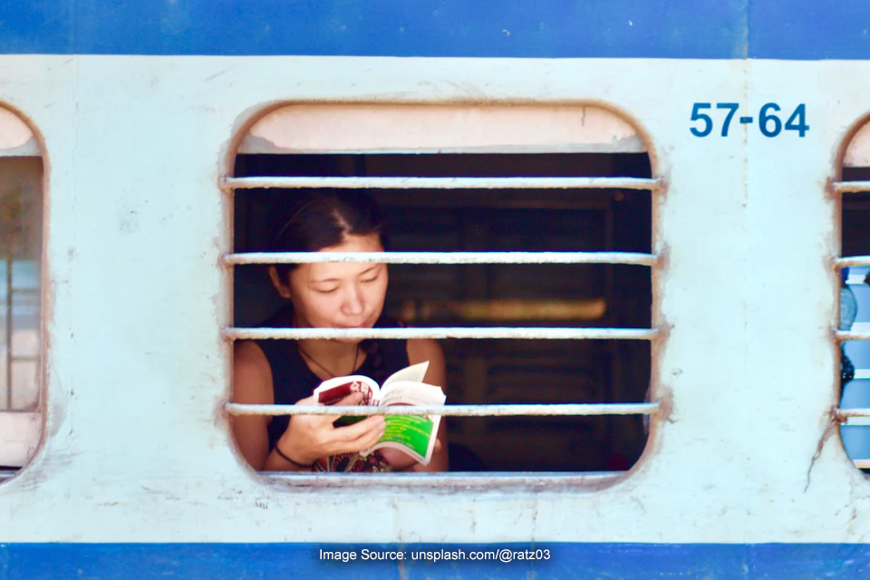 Tips Naik Angkutan Umum Saat Traveling Biar Aman dan Nyaman