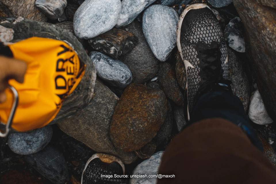 Cara Menggunakan Dry Bag Buat Bertualang Selama Beberapa Hari