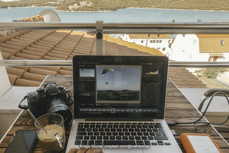 Cara Menjalani Gaya Hidup Seperti Flashpacker