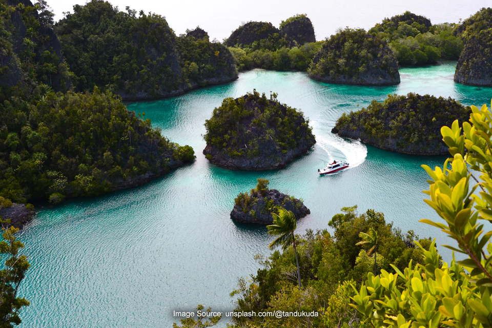 Pesona Keindahan Papua yang Nggak Akan Ada Matinya