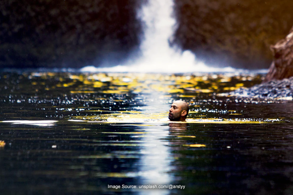 Tips Buat Lo yang Mau Lakukan Wild Swimming di Laut Lepas