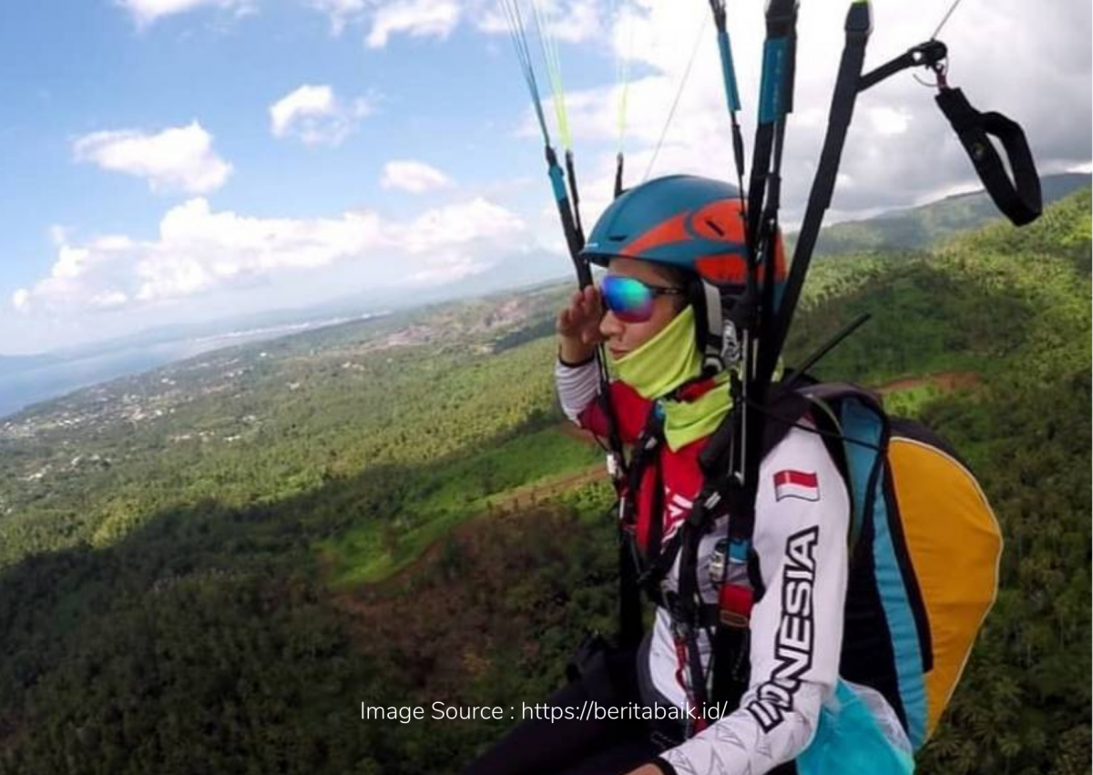 Lis Andriana, dari Phobia Ketinggian Jadi Atlet Paralayang