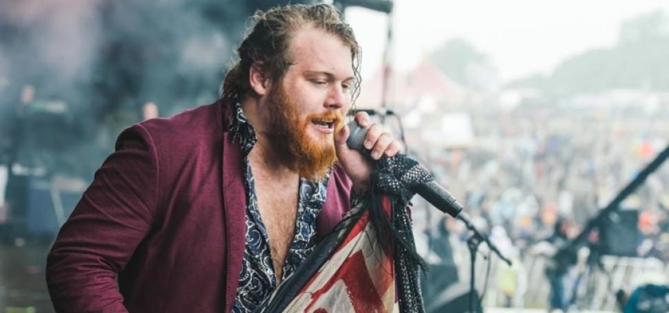 Vokalis Asking Alexandria Rilis Single Solo Terbaru | SUPERLIVE