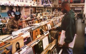 Dengan Aplikasi Ini, Kamu Bisa Mendeteksi Lagu Lewat Sampul Album