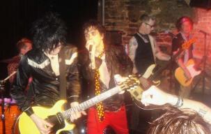 Proyek Iseng Green Day, Foxboro Hot Tubs Muncul Lagi?