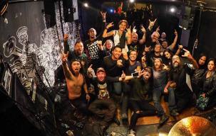 Agung Hellfrog: Jurnal Burgerkill Menginvasi Eropa (Part 1)