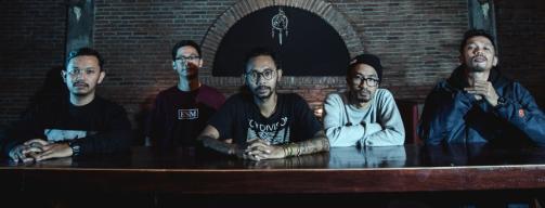 Transformasi SATCF di Video Klip 'Makes Me Wanna' | SUPERLIVE