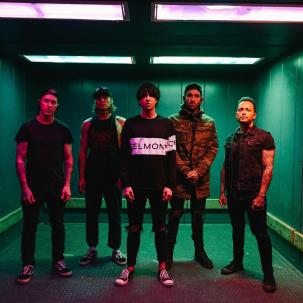 Apa Sih Makna Lagu Leave It All Behind Dari Sleeping With Sirens?