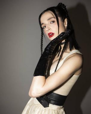 Poppy Berbicara Tentang Album Baru dan Gagalnya Berbagai Konser