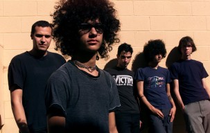 KEMBALINYA UNIT POST-HARDCORE LEGENDARIS