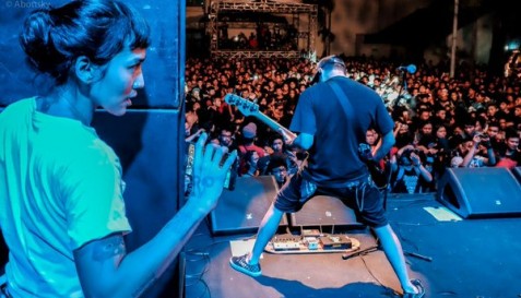 Perjalanan Menjadi “IBU” nya Band Rock