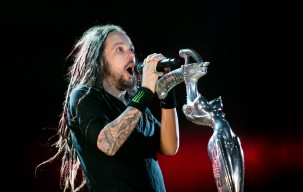 Benci Membawakan Album Debut Korn dalam Perayaan Anniversary Ke-20